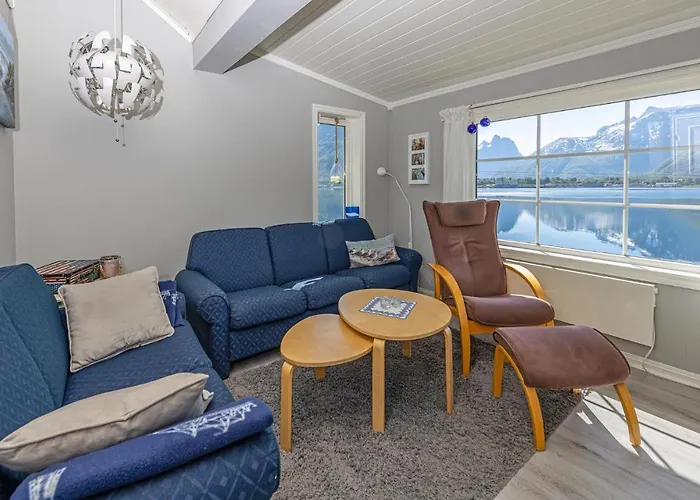 Semesterbostad 2 Bedroom Awesome In