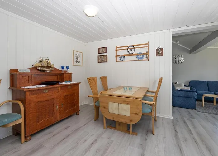 2 Bedroom Awesome In *