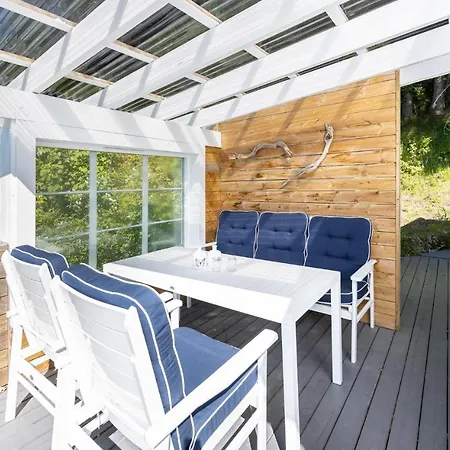 2 Bedroom Awesome In
